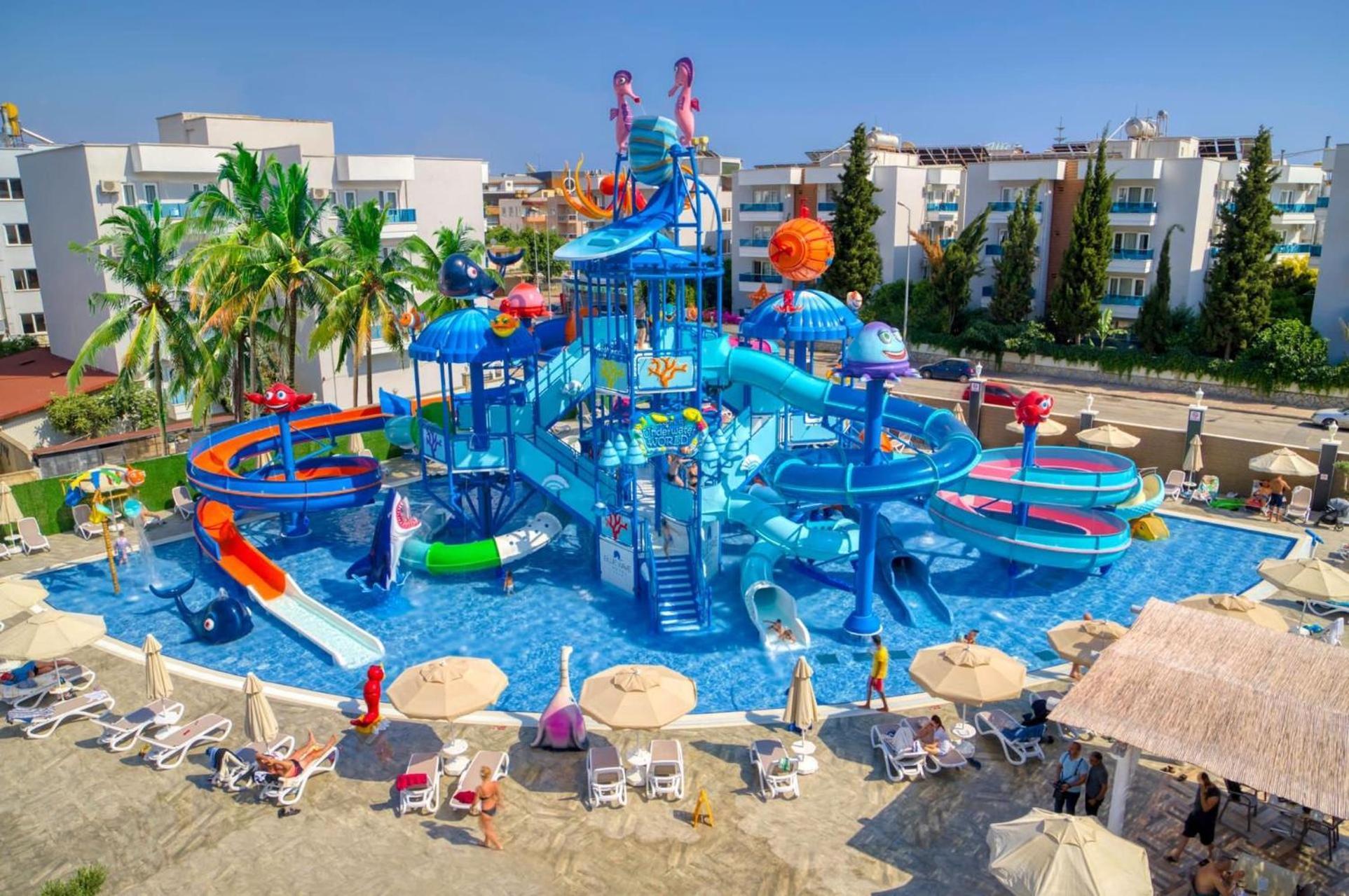 מלון Blue Wave אלאניה